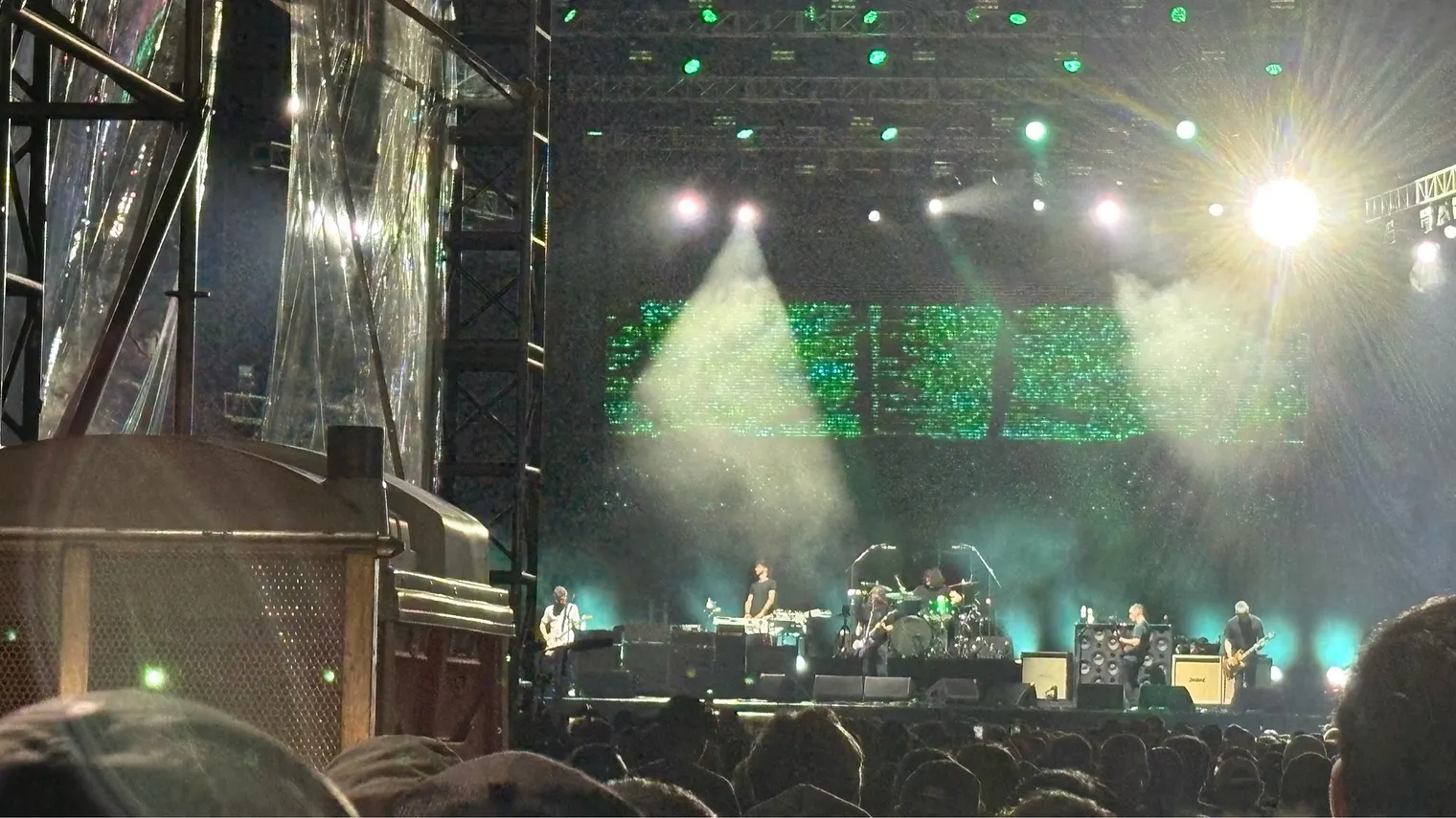 Foo Fighters Kembali Menggebrak Jakarta Setelah 29 Tahun